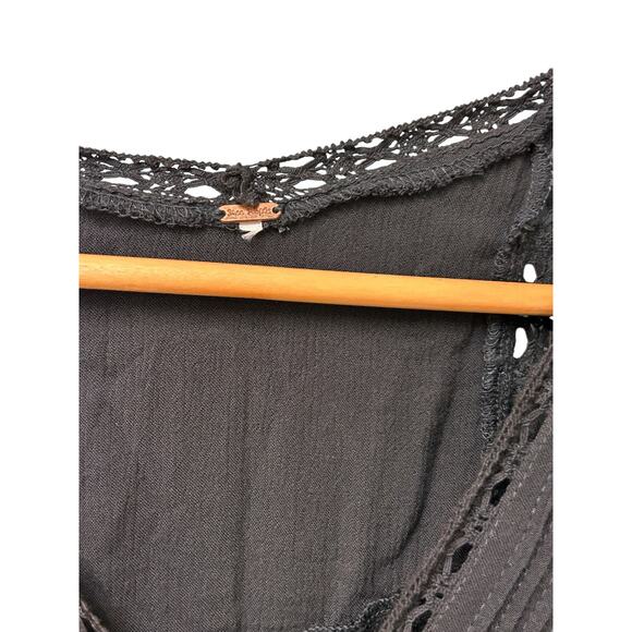 Free People Meet Me Halfway Black Flowy Boho Blouse - Size‎ Small - Picture 6 of 8